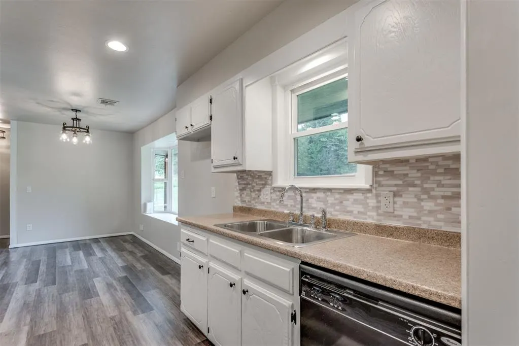 Photo 6 — 9900 S Hiwassee Road, Oklahoma City, OK 73165