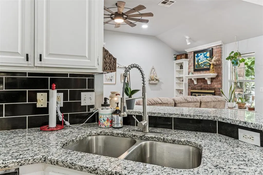 Photo 12 — 3716 Windrun Place, Oklahoma City, OK 73179