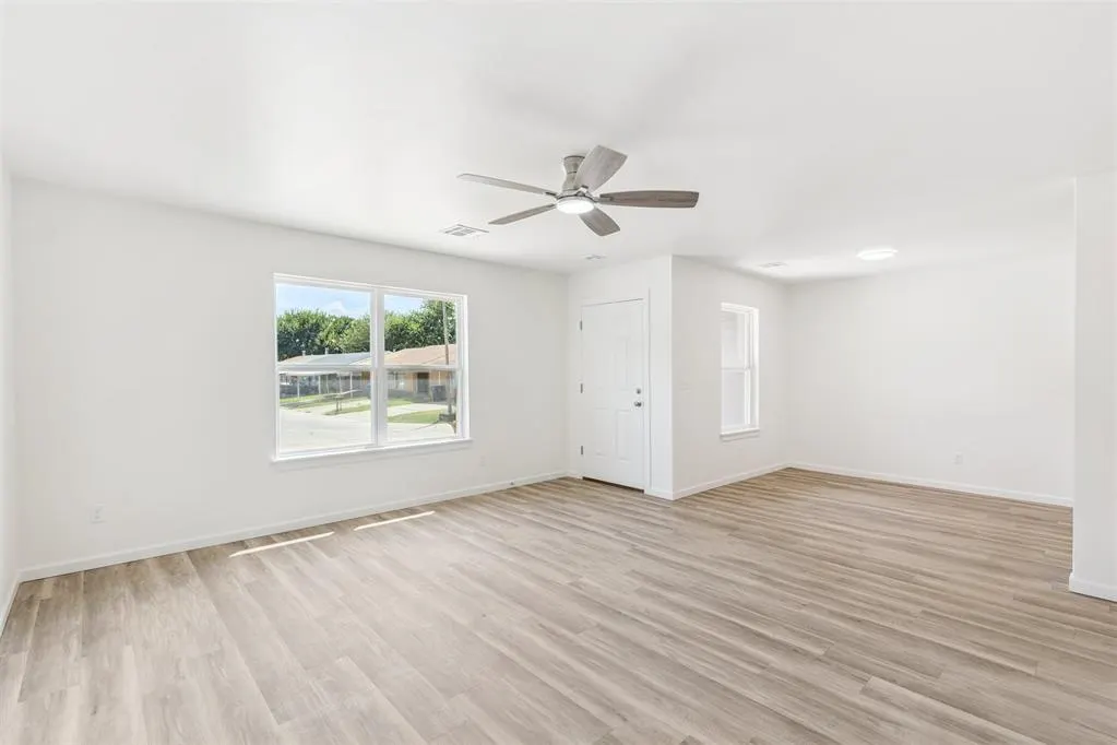Photo 6 — 8787 Saint George Way, Midwest City, OK 73110