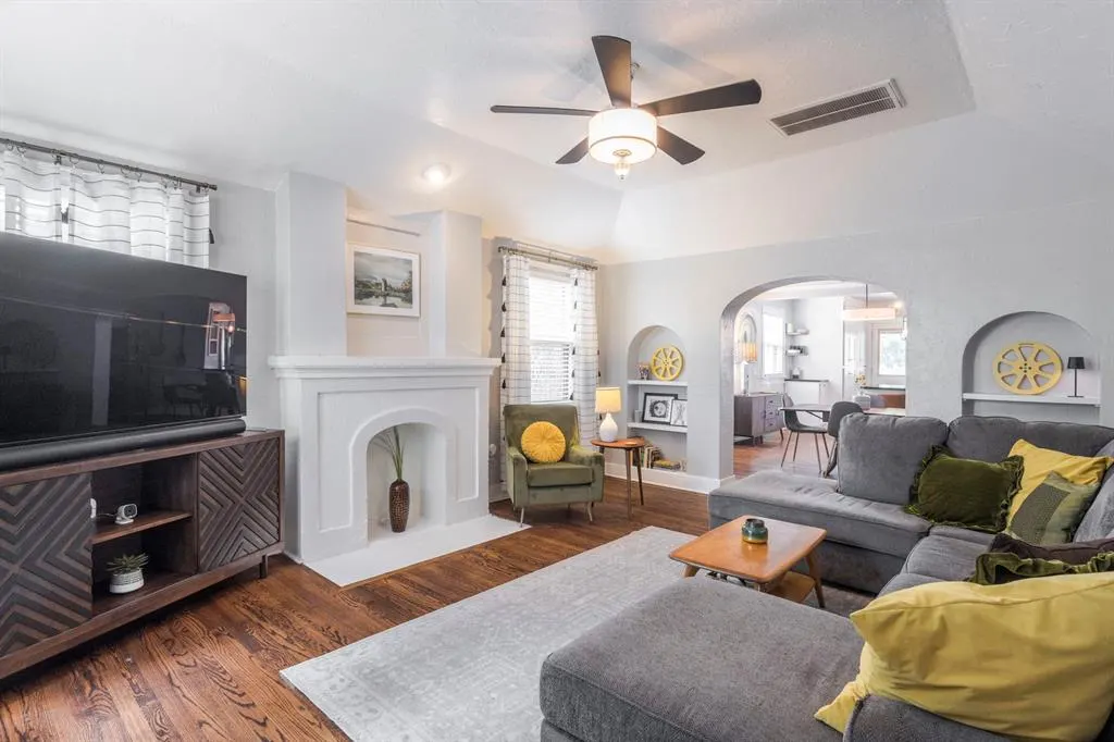 Photo 3 — 2241 NW 22nd Street, Oklahoma City, OK 73107