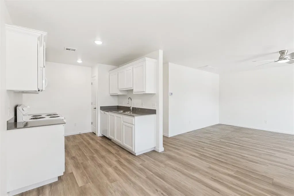 Photo 10 — 8791 Saint George Way, Midwest City, OK 73110