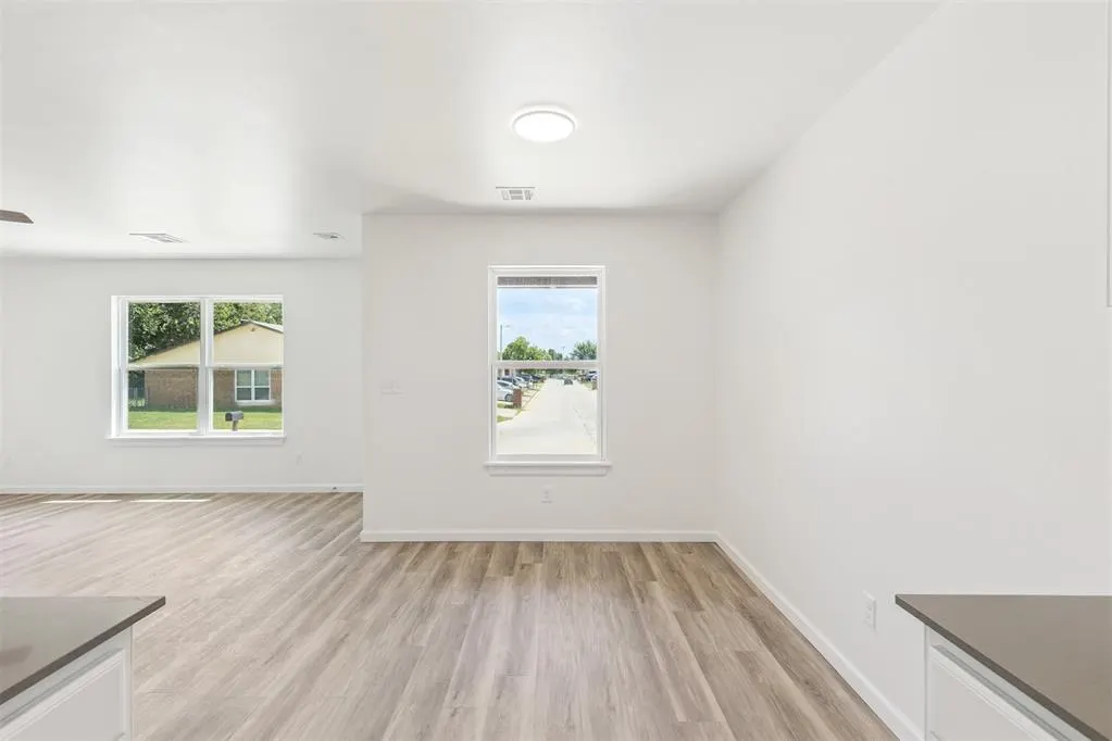 Photo 18 — 8791 Saint George Way, Midwest City, OK 73110