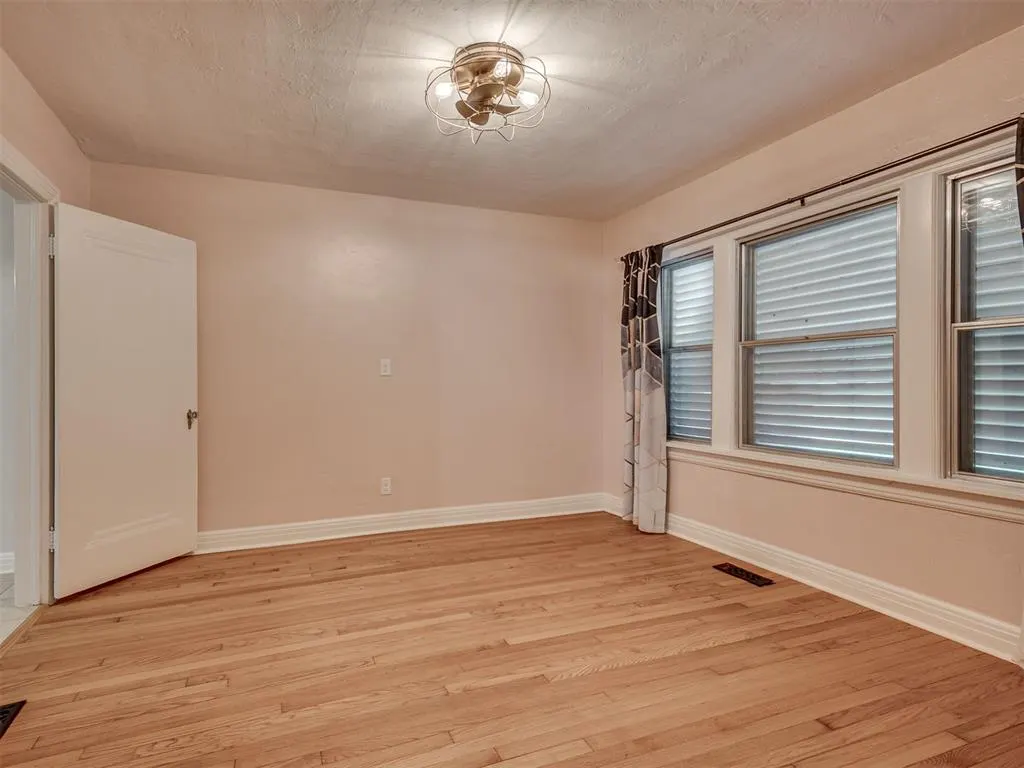 Photo 17 — 4507 N Donald Avenue, Bethany, OK 73008