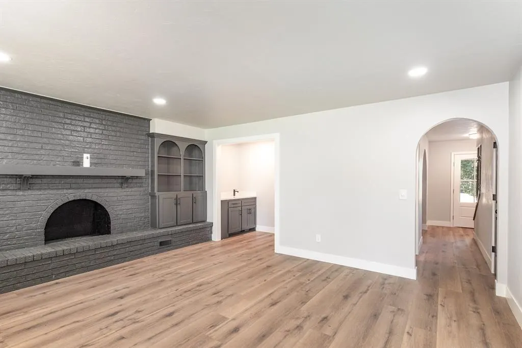 Photo 8 — 1041 SW 97th Street, Oklahoma City, OK 73139