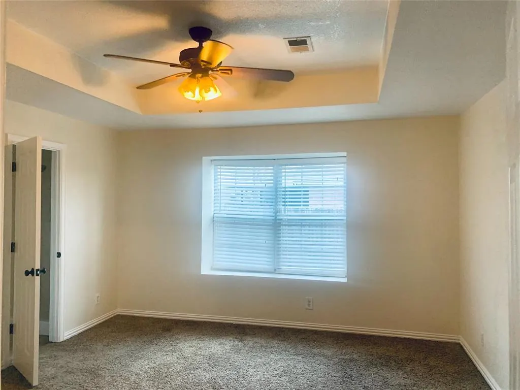 Photo 4 — 1216 N 4th Street, Noble, OK 73068