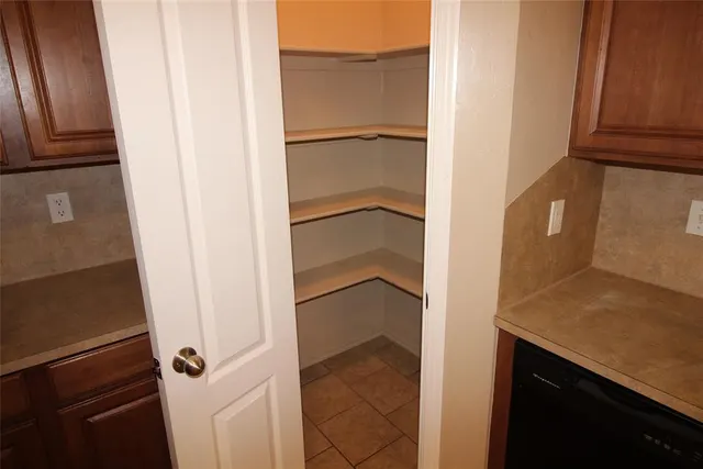 Photo 7 — 4616 SE 77th Street, Oklahoma City, OK 73135