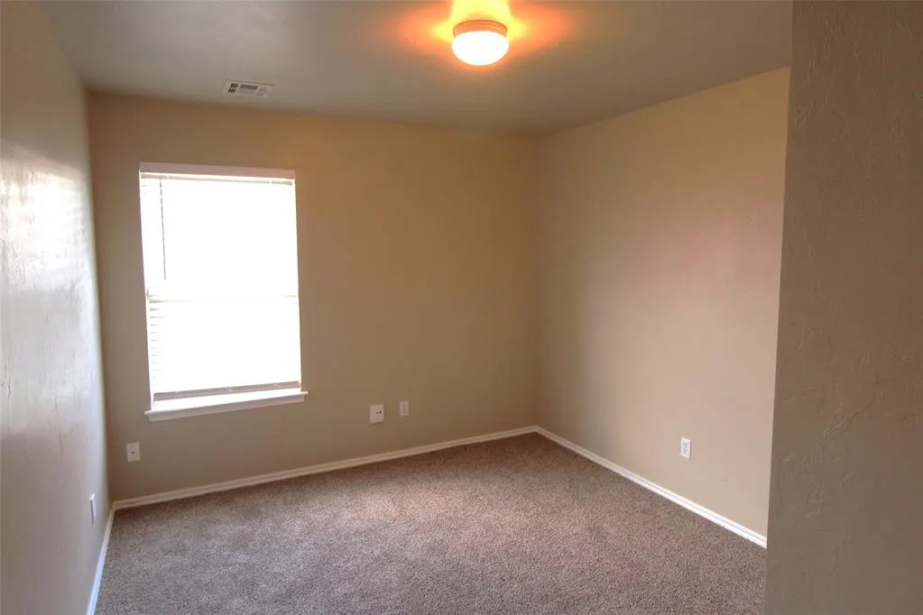 Photo 12 — 4616 SE 77th Street, Oklahoma City, OK 73135