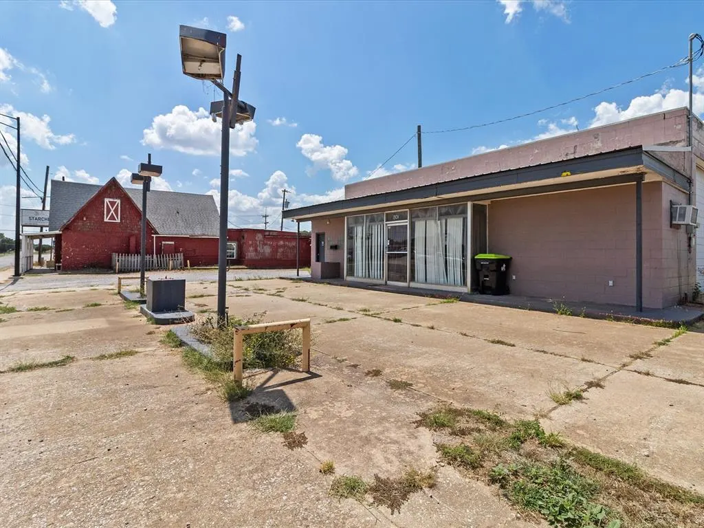 Photo 12 — 801 S Green Avenue, Purcell, OK 73080