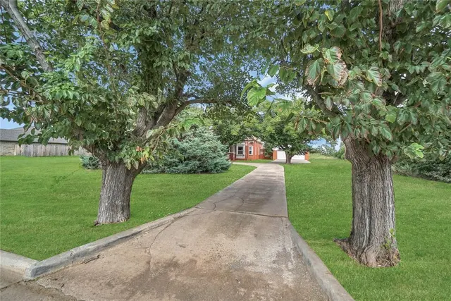 Photo 4 — 500 Horizon Drive, Altus, OK 73521