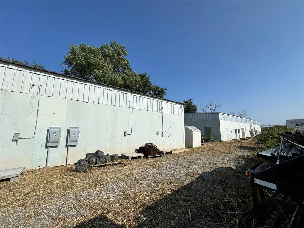 Photo 11 — 21776 152 Highway, Cordell, OK 73632