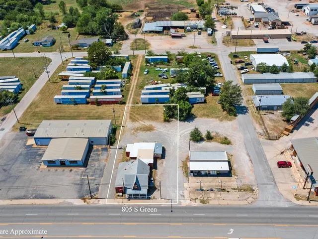 Photo 3 — 805 S Green Avenue, Purcell, OK 73080