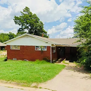 Sold home at 846 Marilyn Street