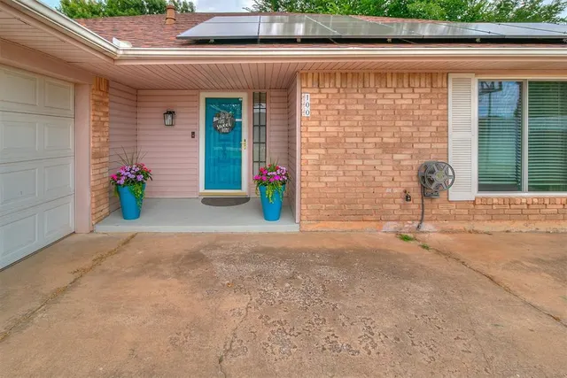Photo 6 — 100 Three Oaks Drive, Midwest City, OK 73130