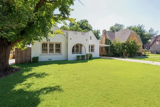 Photo 2 — 2316 N Barnes Avenue, Oklahoma City, OK 73107