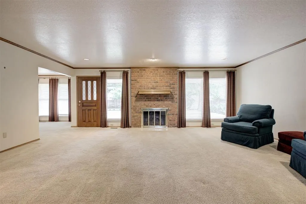 Photo 5 — 7112 NW 32nd Street, Bethany, OK 73008