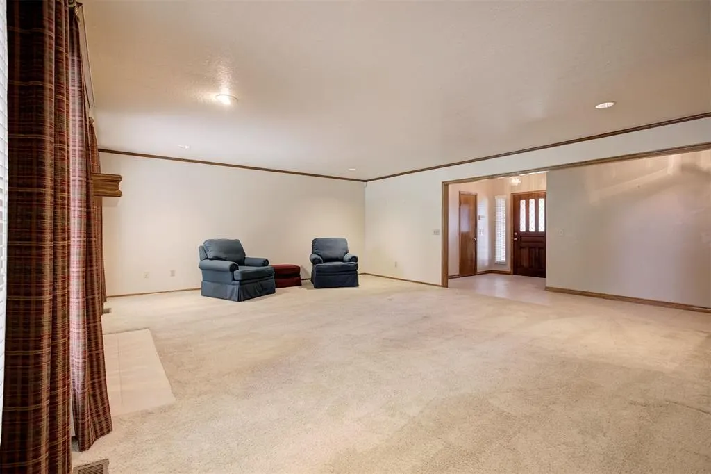 Photo 7 — 7112 NW 32nd Street, Bethany, OK 73008
