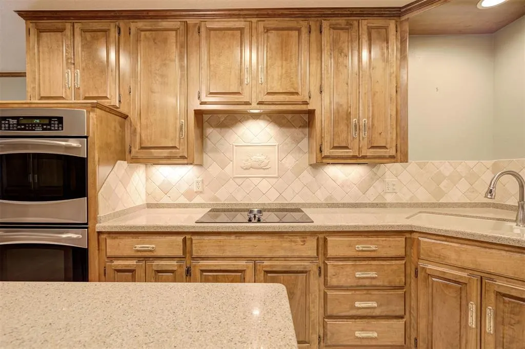 Photo 13 — 7112 NW 32nd Street, Bethany, OK 73008