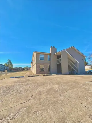 Sold home at 233 Chalmette Drive #C