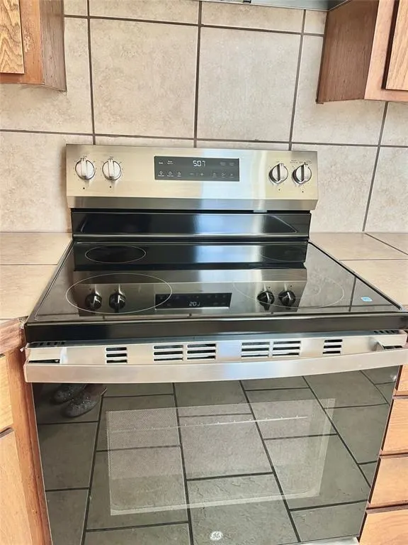Photo 17 — 233 Chalmette Drive C, Norman, OK 73071