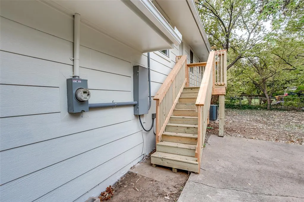 Photo 10 — 344 Royal Oak Drive, Norman, OK 73069