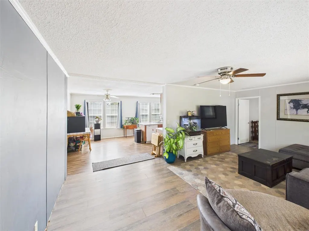 Photo 4 — 1302 SE 144th Avenue, Norman, OK 73026