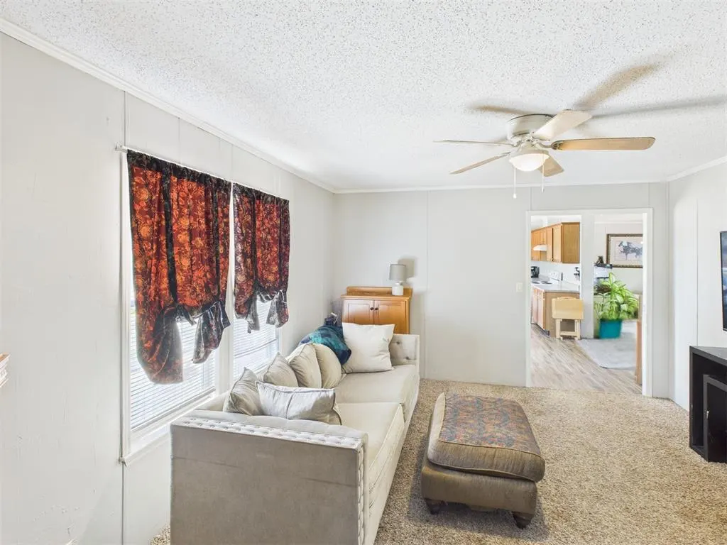 Photo 11 — 1302 SE 144th Avenue, Norman, OK 73026