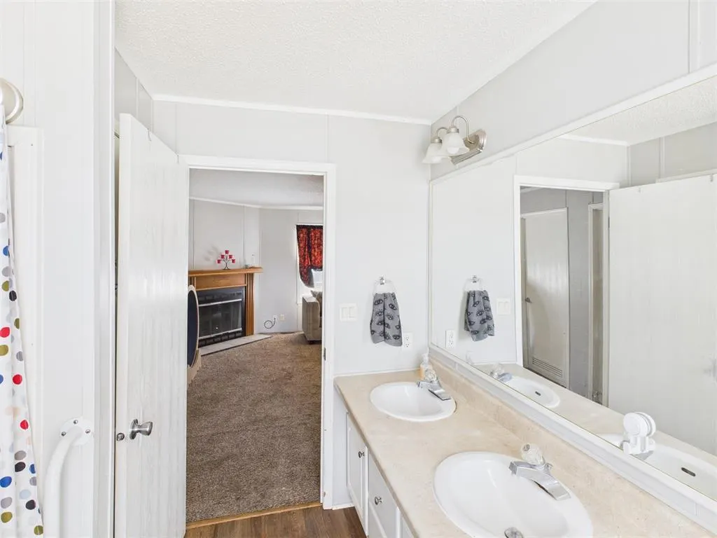 Photo 16 — 1302 SE 144th Avenue, Norman, OK 73026