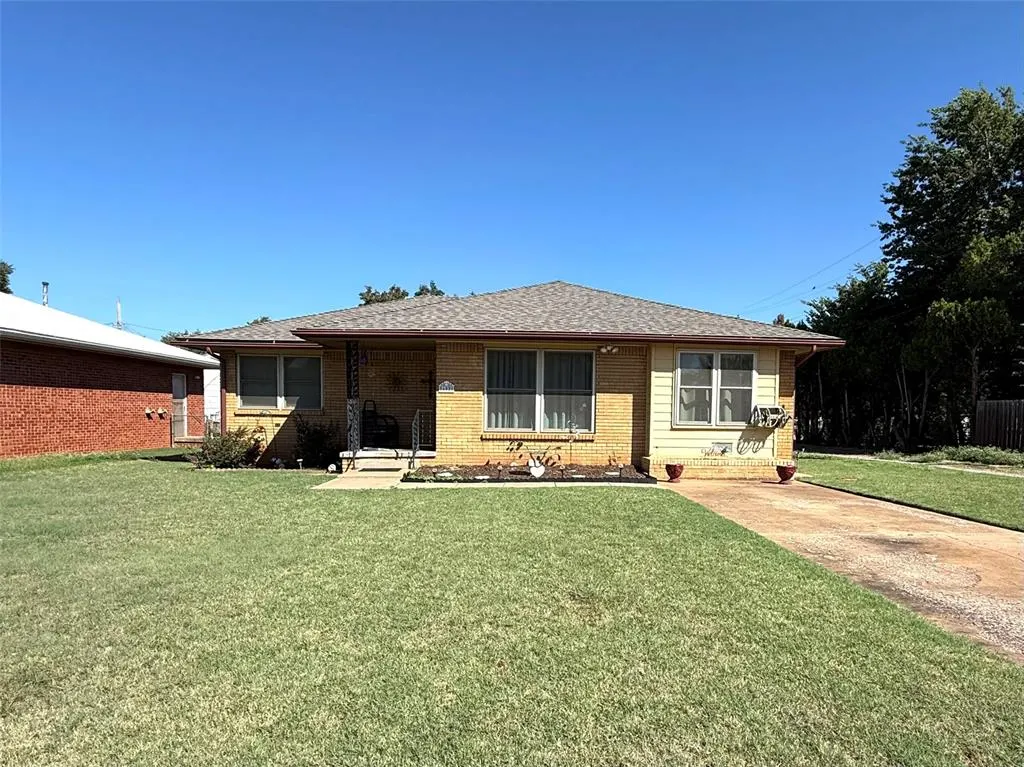 Front exterior — 602 W OKLAHOMA Avenue, Kingfisher, OK 73750