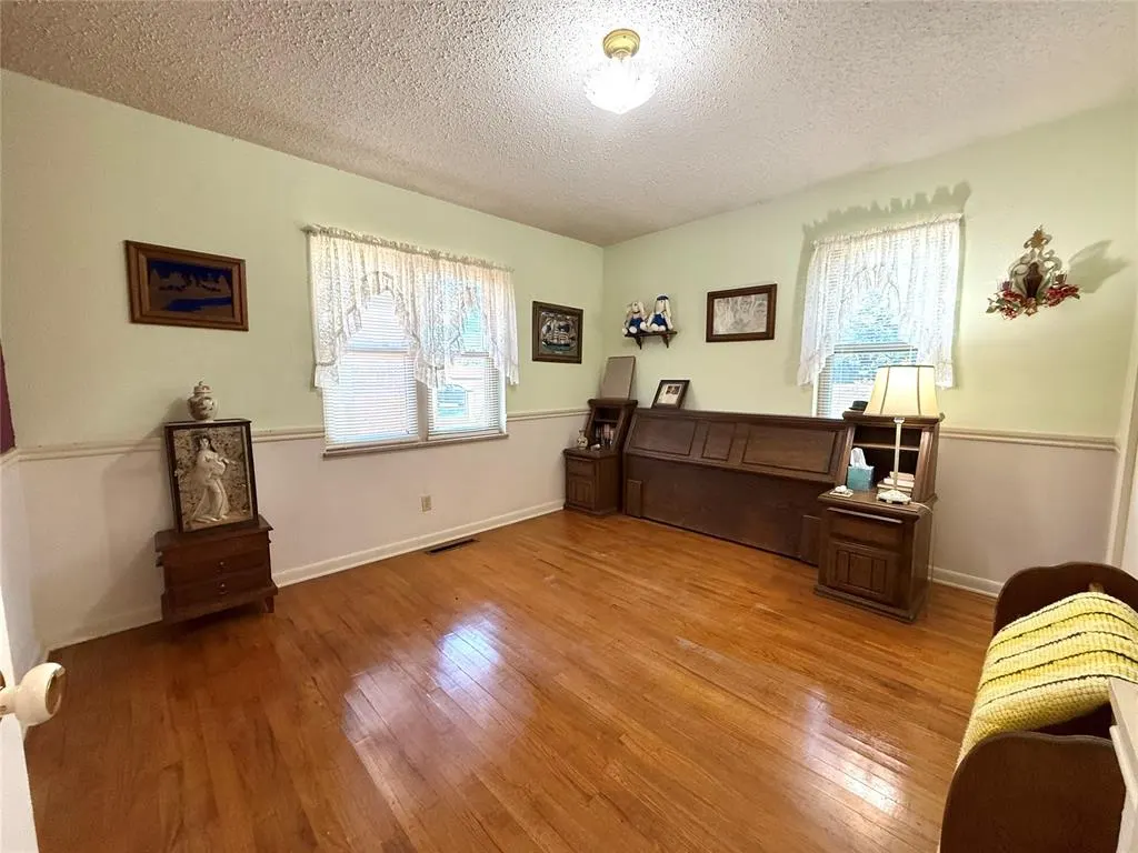 Photo 17 — 602 W OKLAHOMA Avenue, Kingfisher, OK 73750