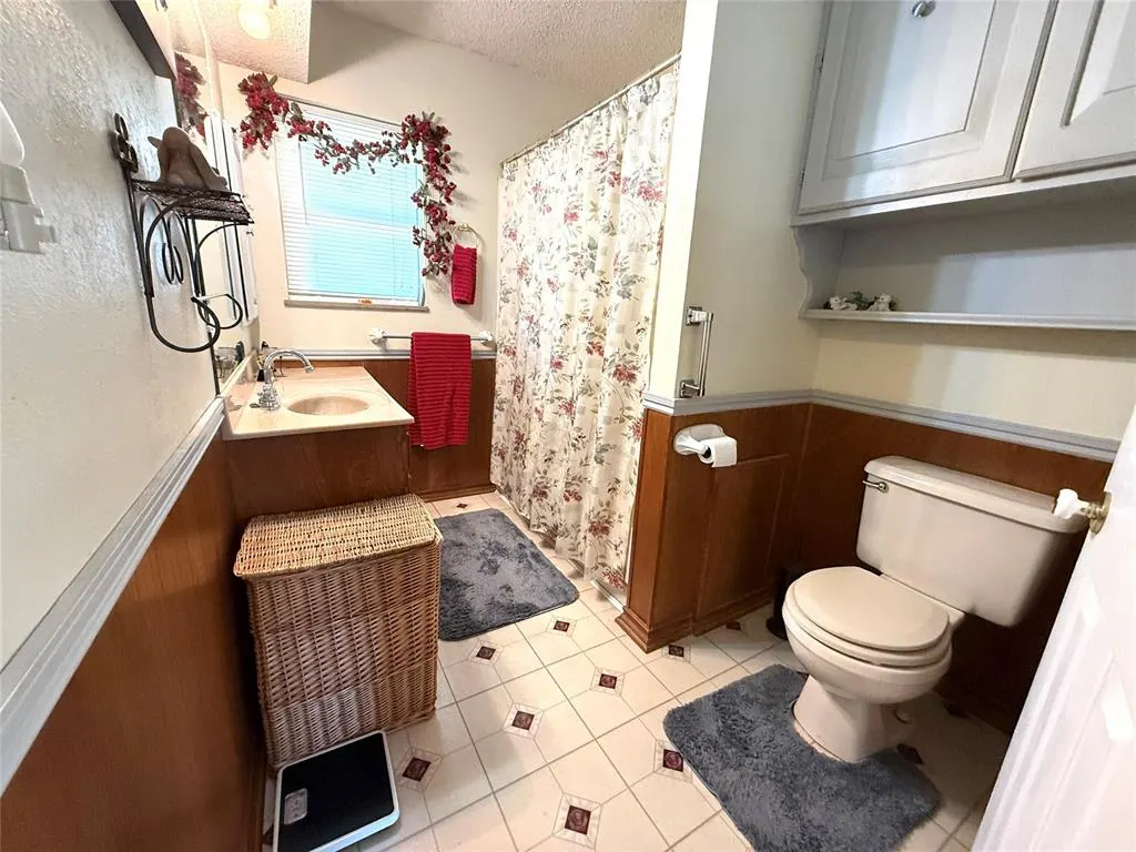 Photo 19 — 602 W OKLAHOMA Avenue, Kingfisher, OK 73750