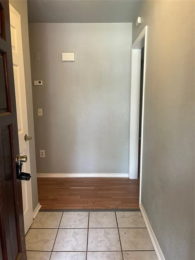 Photo 5 — 435 Crooked Oak Drive, Harrah, OK 73045