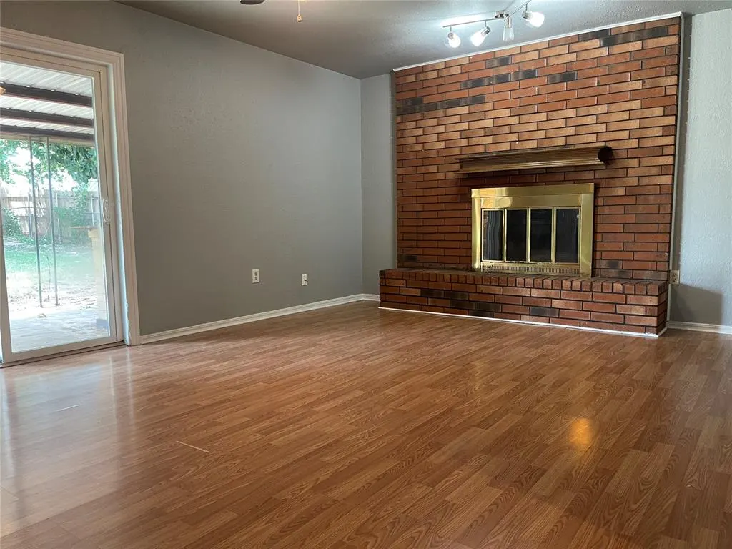 Photo 7 — 435 Crooked Oak Drive, Harrah, OK 73045