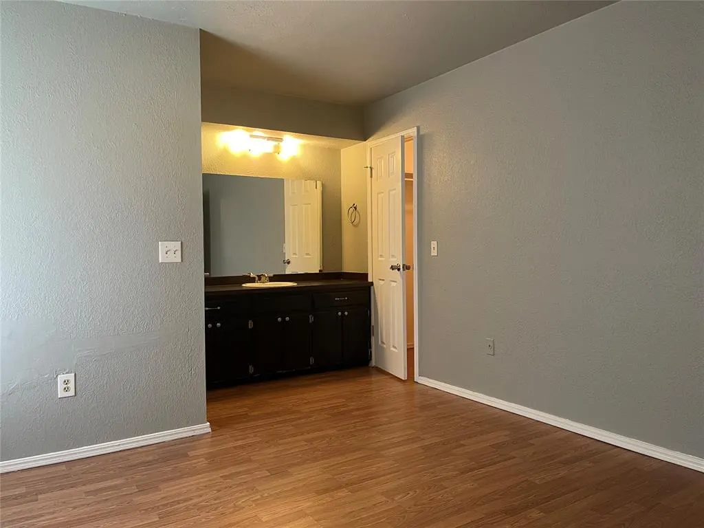 Photo 16 — 435 Crooked Oak Drive, Harrah, OK 73045