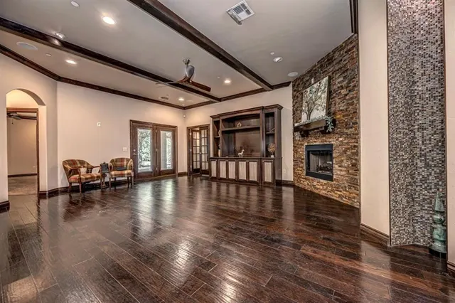 Photo 5 — 12813 Jasmine Lane, Oklahoma City, OK 73142