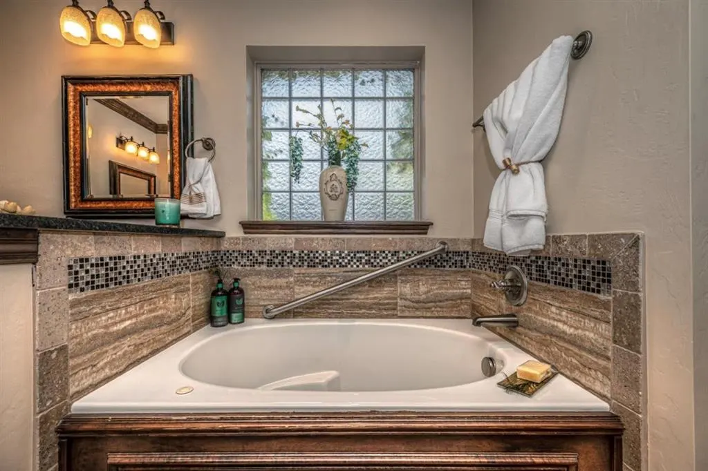 Photo 22 — 12813 Jasmine Lane, Oklahoma City, OK 73142