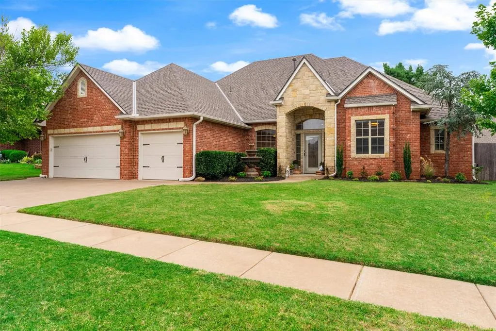 Front exterior — 5309 NW 118th Circle, Oklahoma City, OK 73162