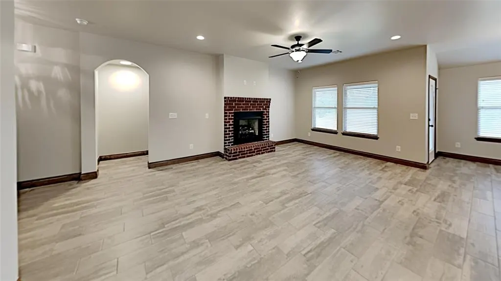 Photo 4 — 7025 Hidden Trail Lane, Warr Acres, OK 73132