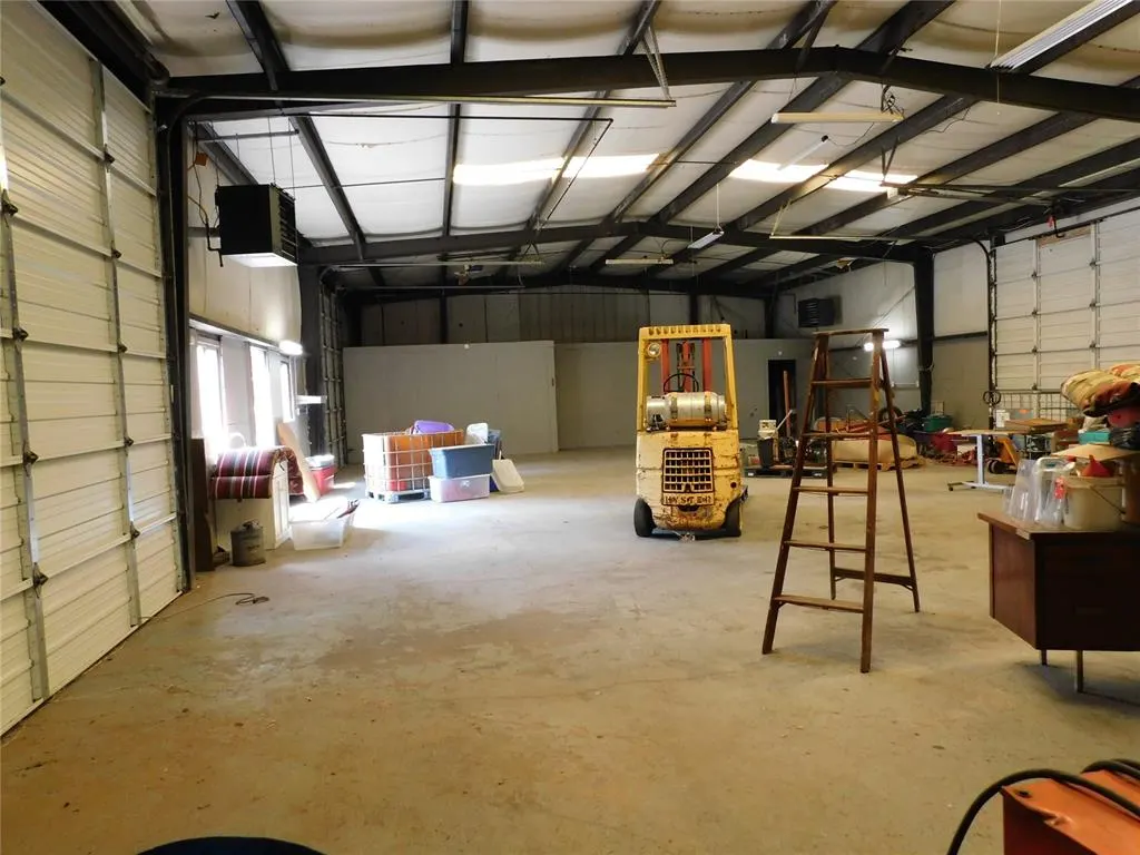 Photo 5 — 1301 E Foreman Road, El Reno, OK 73036