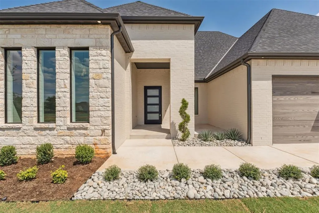 Photo 2 — 3116 Gold Finch Drive, Edmond, OK 73012