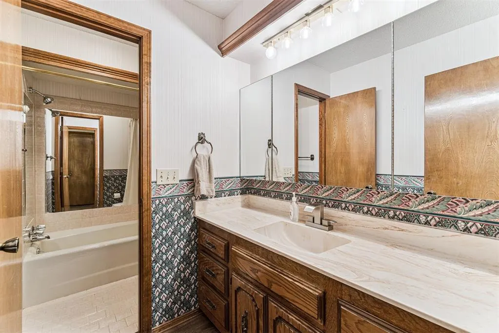 Photo 33 — 1324 Hill Cross Court, Oklahoma City, OK 73159