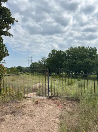 Sold home at S Dobbs Road