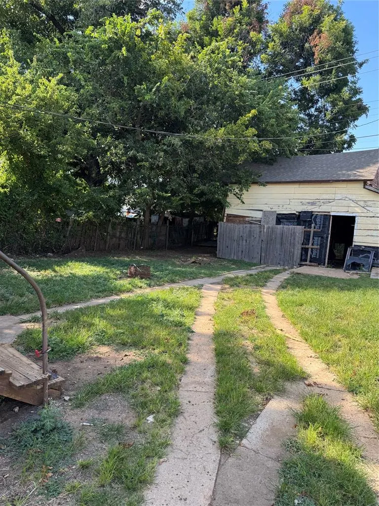 Photo 21 — 1825 NW 7th Street, Oklahoma City, OK 73106