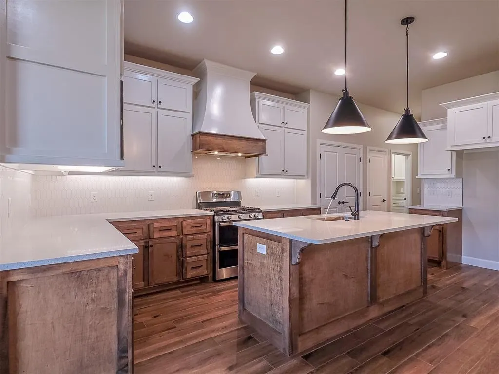 Photo 12 — 25166 Ethan Street, Cashion, OK 73016