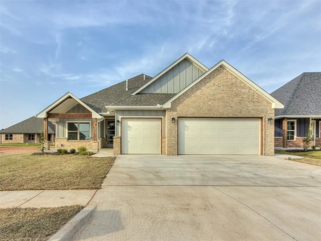 Front exterior — 10408 SW 49th Street, Mustang, OK 73064
