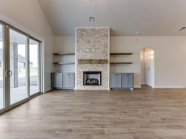 Photo 8 — 10408 SW 49th Street, Mustang, OK 73064
