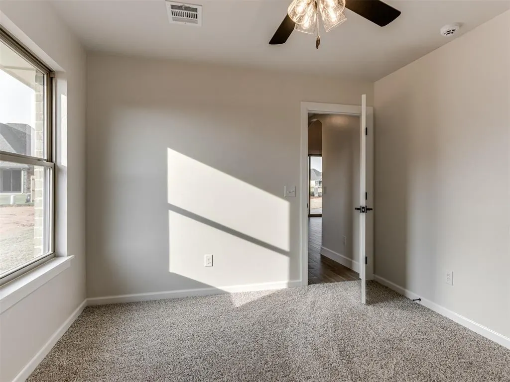 Photo 22 — 10408 SW 49th Street, Mustang, OK 73064
