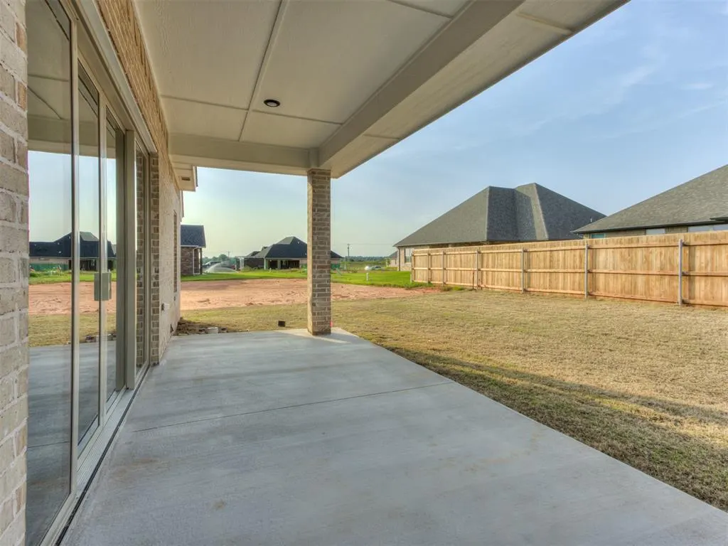 Photo 34 — 10408 SW 49th Street, Mustang, OK 73064