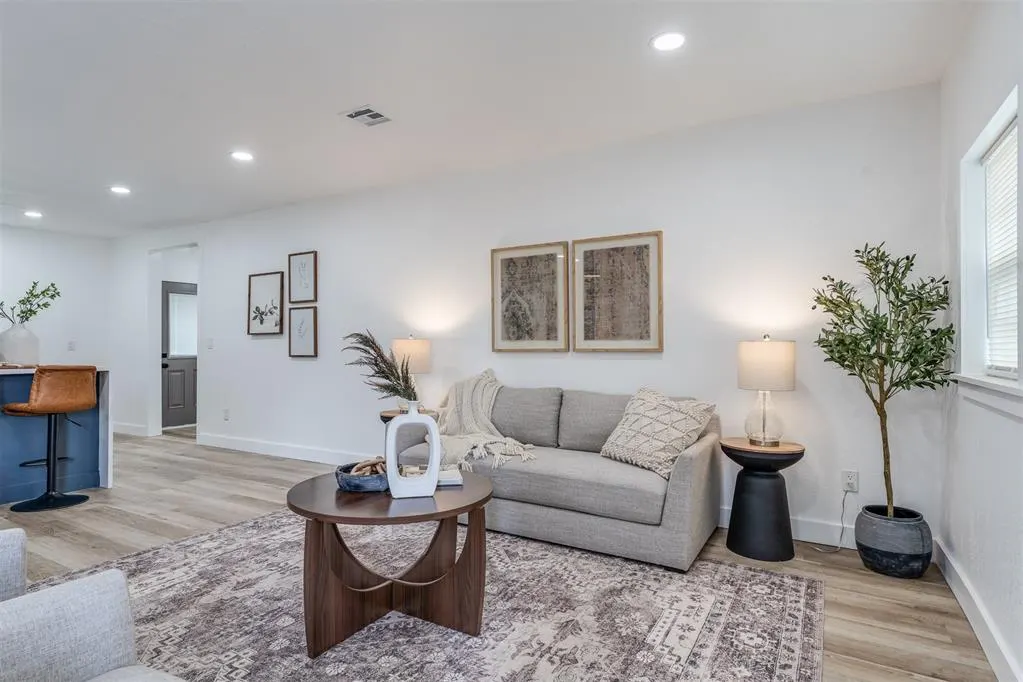 Photo 9 — 4709 S By Pass Terrace, Oklahoma City, OK 73119