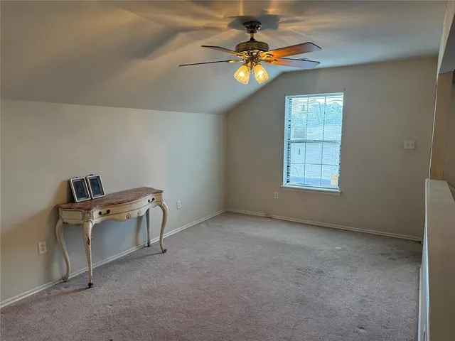 Photo 7 — 1628 SE HILLCREST Avenue, Lawton, OK 73501