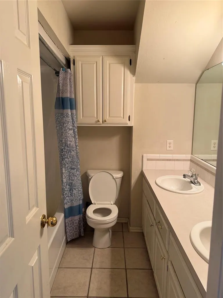 Photo 11 — 1628 SE HILLCREST Avenue, Lawton, OK 73501